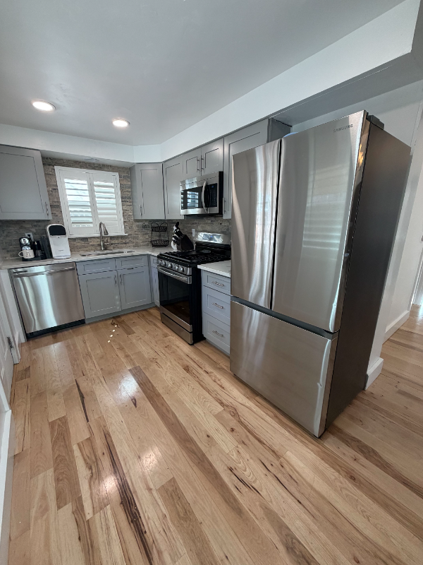 251 S Lafayette St - Photo 6 of 11