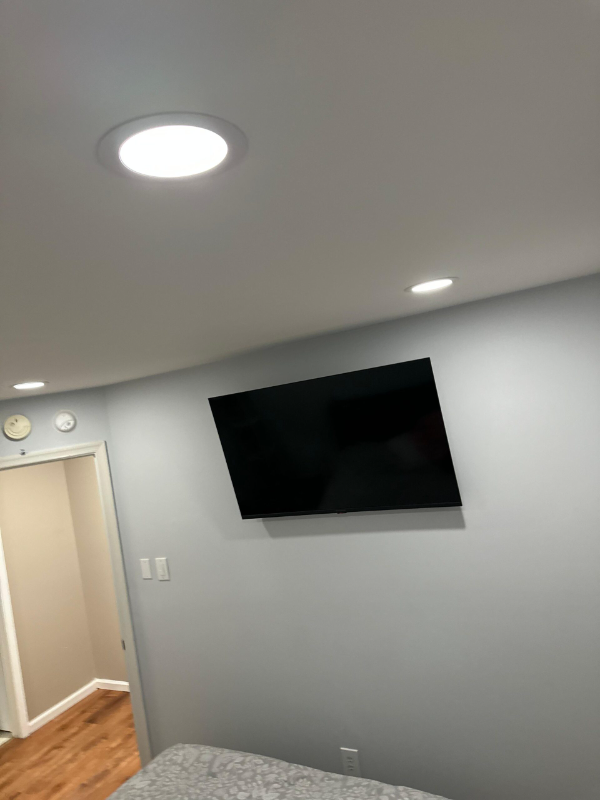 261 Devon Way - Photo 3 of 4