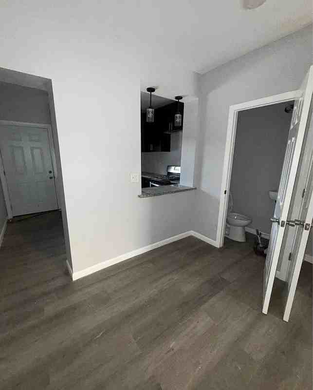 25 E Abbottsford Ave - Photo 4 of 6