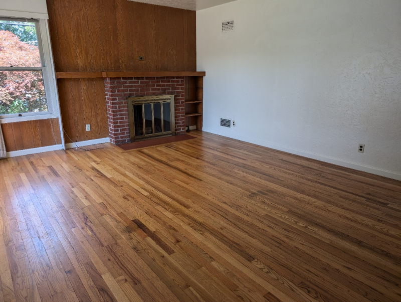 2055 Nw Beca Ave - Photo 2 of 7