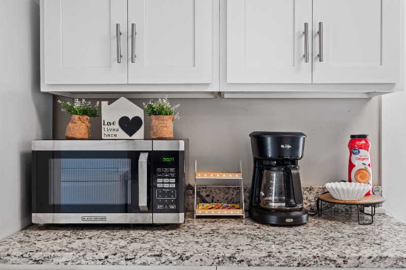 2016 Edgeland Ave #3 - Photo 7 of 19