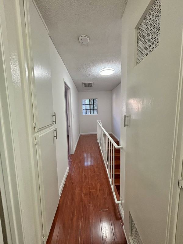 7502 9th St #B - Photo 6 of 11