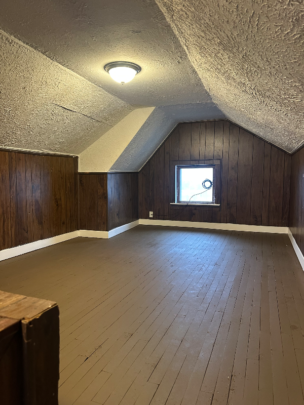 16575 Libby Rd - Photo 2 of 15