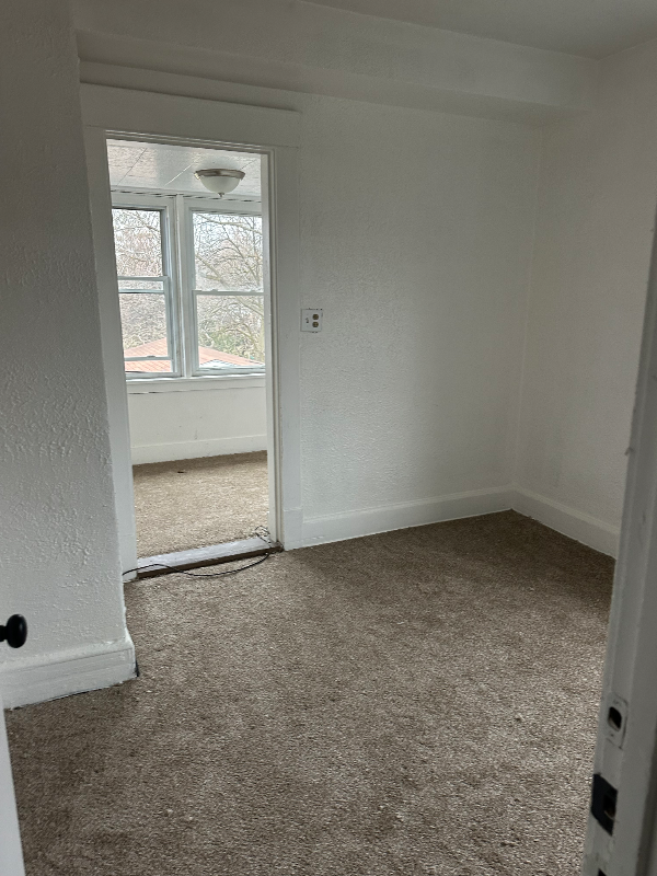 16575 Libby Rd - Photo 7 of 15