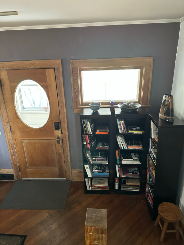 1117 E Court St - Photo 2 of 16