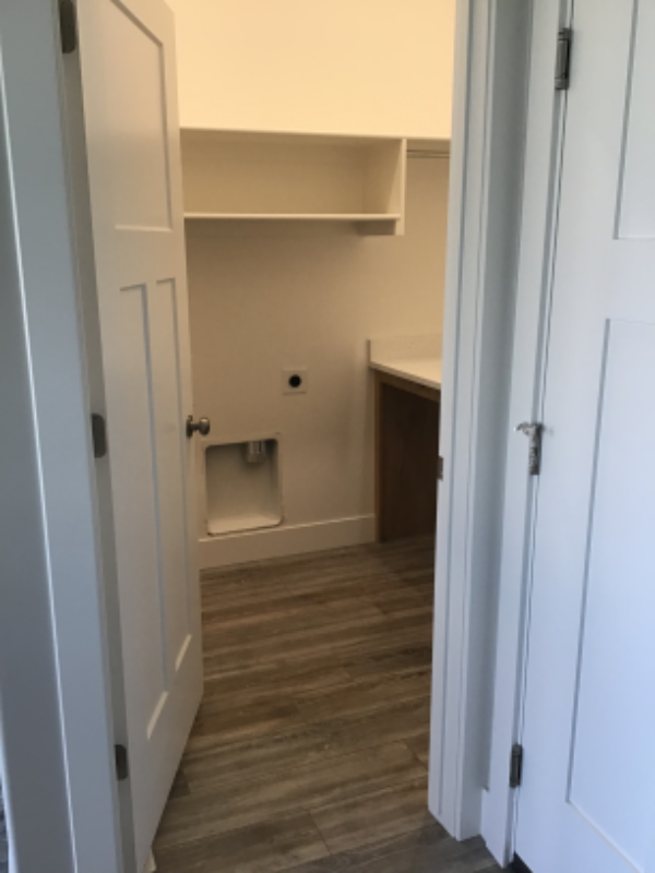 209 Huntington St - Photo 7 of 15