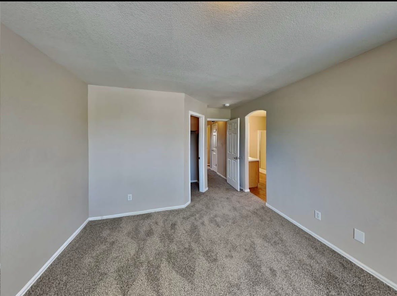 12993 E 47th Ave - Photo 3 of 9