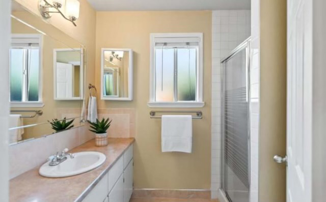 128 Sunset Ave - Photo 3 of 9