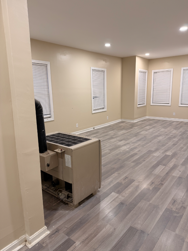 182 Quequechan St #3 - Photo 3 of 11