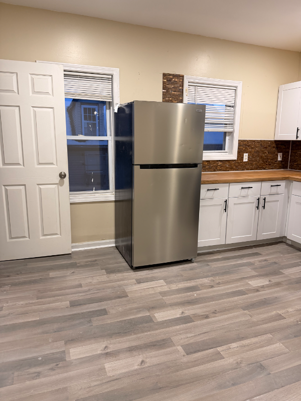 182 Quequechan St #3 - Photo 5 of 11