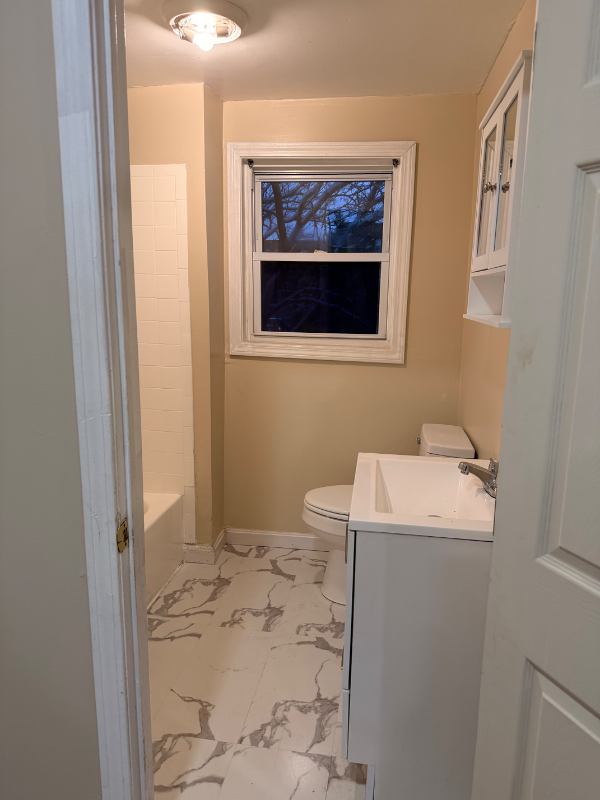 182 Quequechan St #3 - Photo 7 of 11