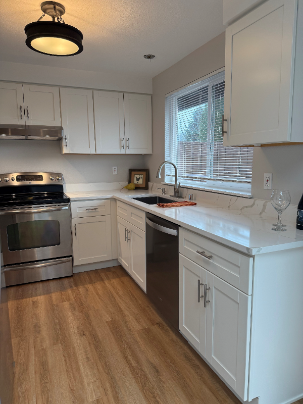 288 N Mcneely St - Photo 2 of 17