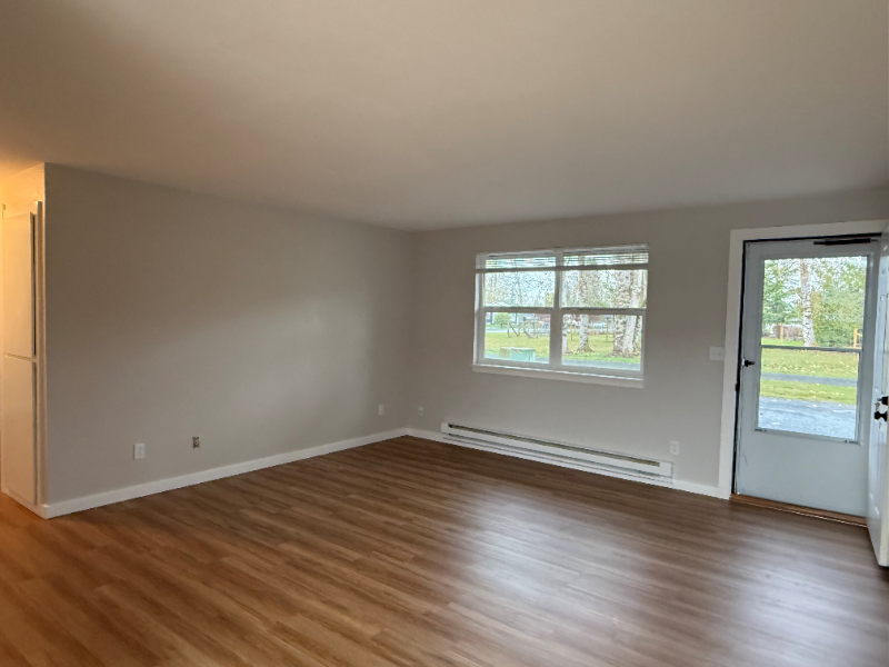 288 N Mcneely St - Photo 3 of 17