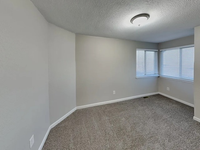 12354 Glencoe St - Photo 4 of 11