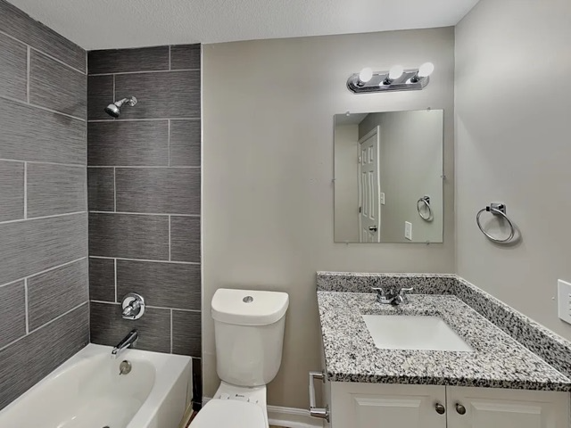 12354 Glencoe St - Photo 7 of 11