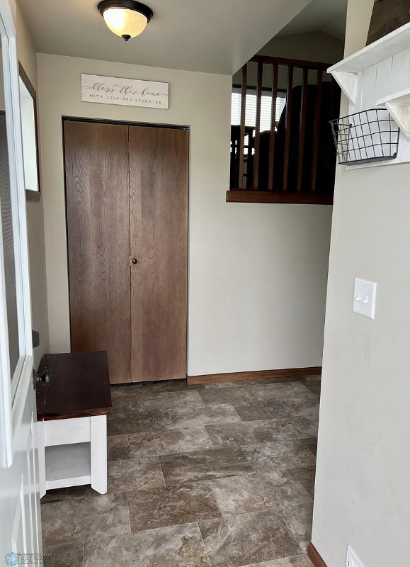 2737 10th St W - Photo 2 of 18