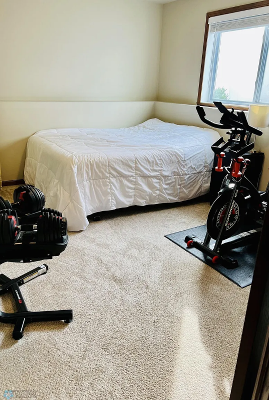 2737 10th St W - Photo 4 of 18