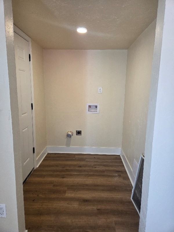 415 W Oakland St - Photo 5 of 9