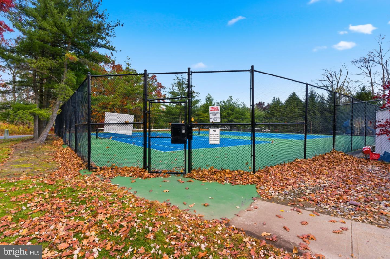 30 Voscek Ct - Photo 3 of 12