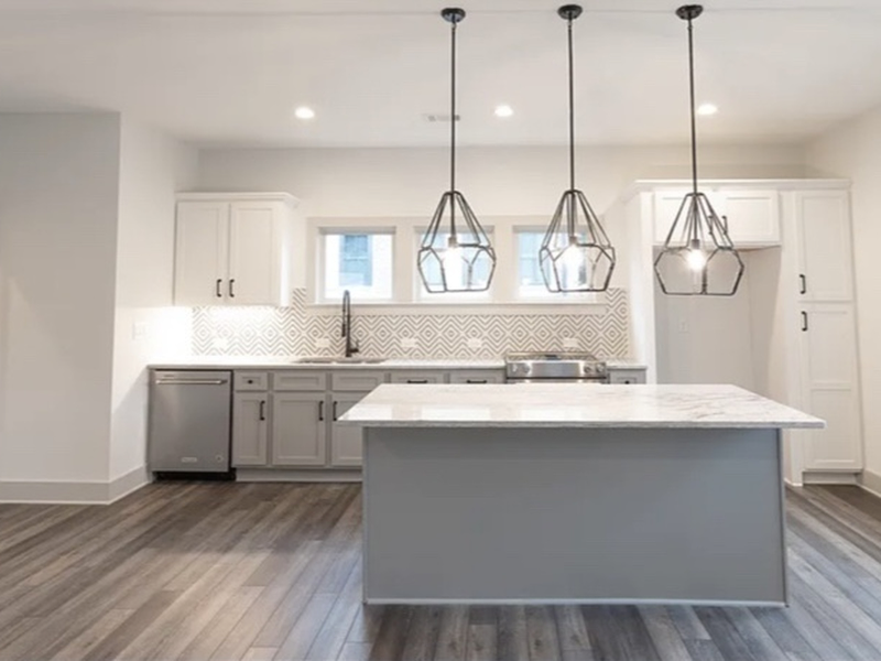 615 King Arnold St - Photo 2 of 13