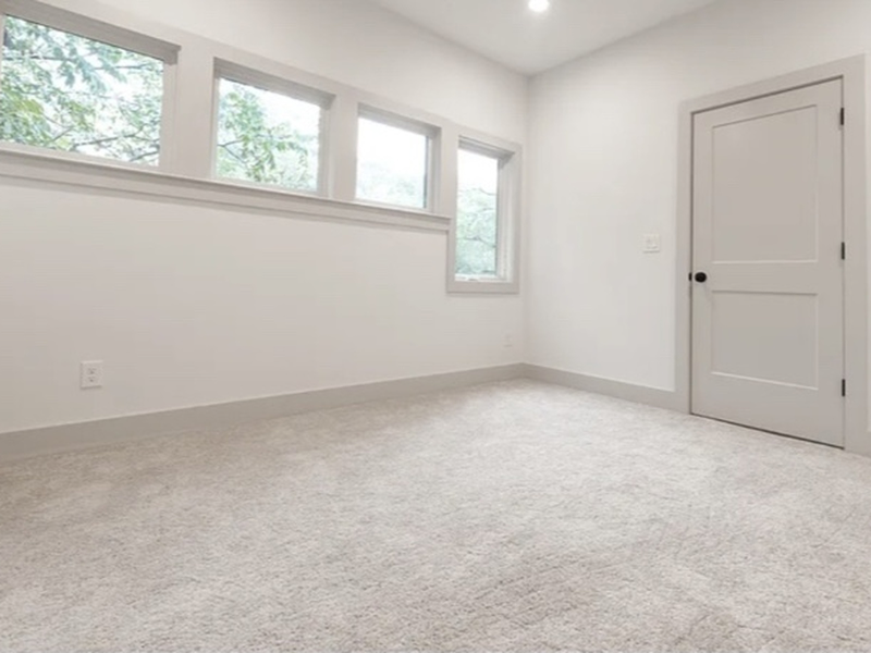 615 King Arnold St - Photo 5 of 13