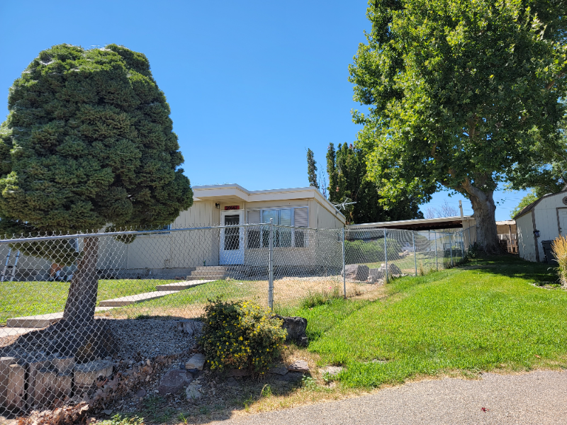 20667 Antrim Dr #3 - Photo 2 of 13