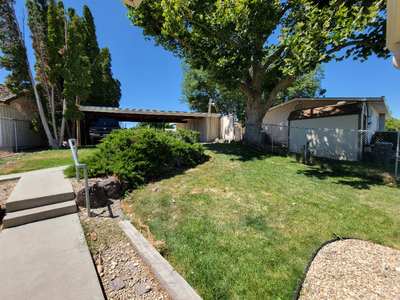 20667 Antrim Dr #3 - Photo 3 of 13