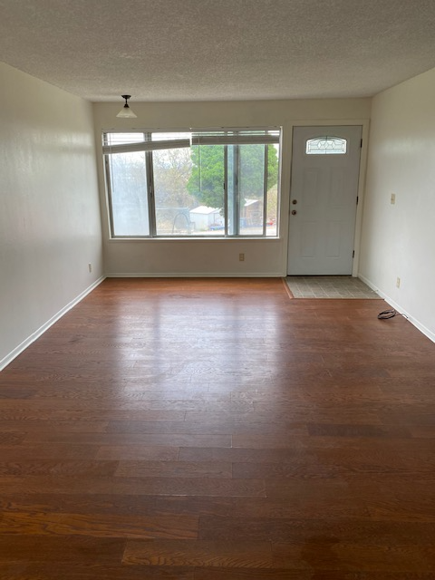 20667 Antrim Dr #3 - Photo 5 of 13