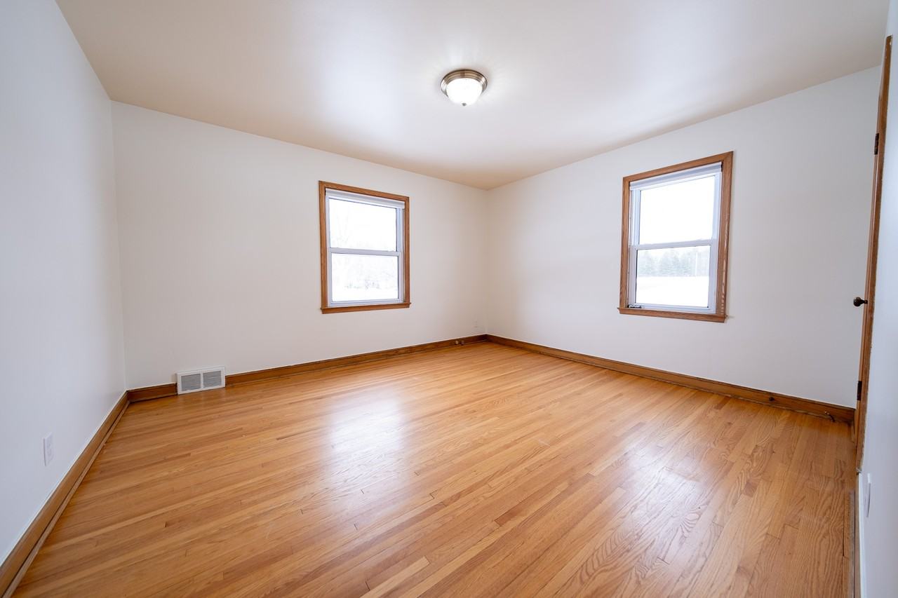 22925 Oakdale Dr #1 - Photo 6 of 38