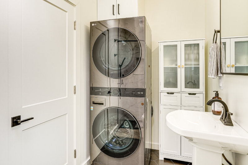 3381 Pinole Valley Rd - Photo 3 of 8