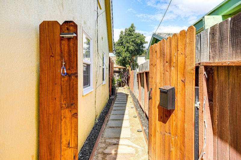 3381 Pinole Valley Rd - Photo 7 of 8