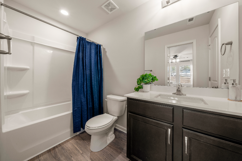 13416 Alpine Dr - Photo 5 of 10