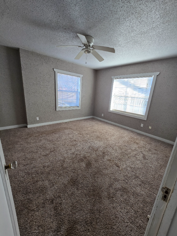 1523 N Barta Ave - Photo 5 of 8