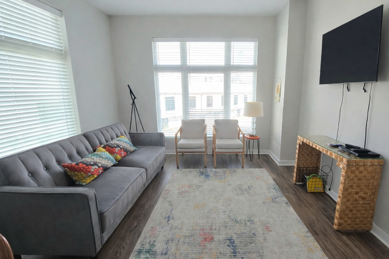 1505 54th Ave N #301 - Photo 2 of 12