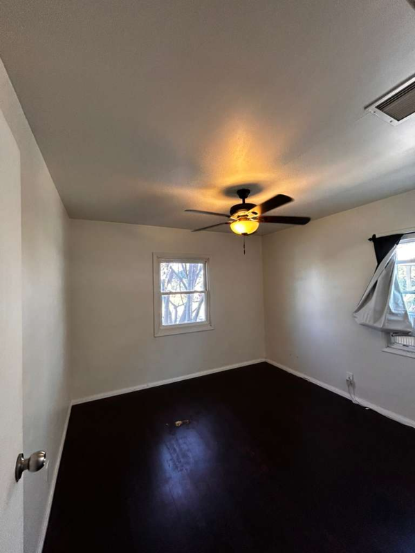 2528 Denmead St - Photo 4 of 6