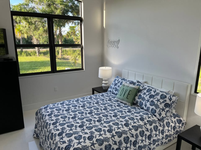 4320 30th Ave Se - Photo 6 of 18