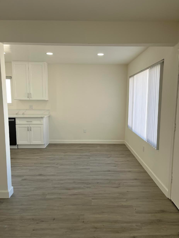 18371 Patterson Ln #4 - Photo 2 of 12