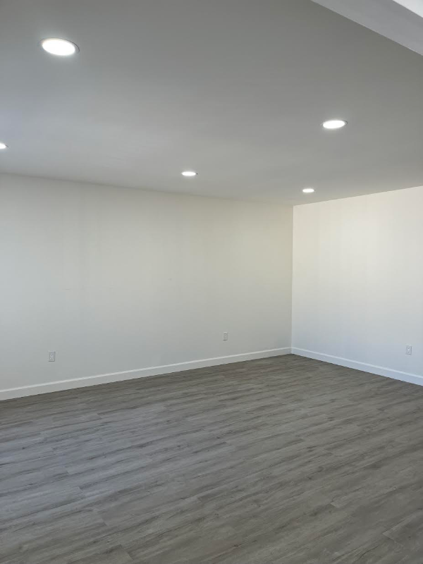 18371 Patterson Ln #4 - Photo 3 of 12