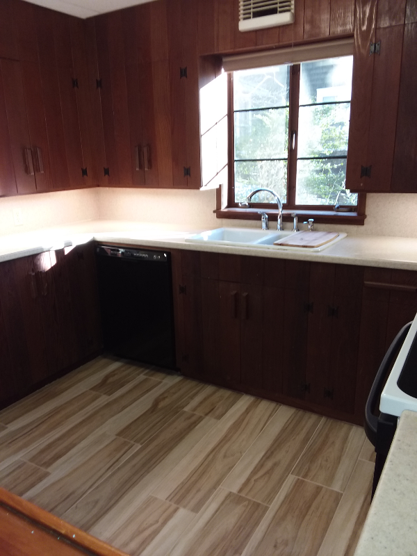 305 Georgia Ave - Photo 3 of 6