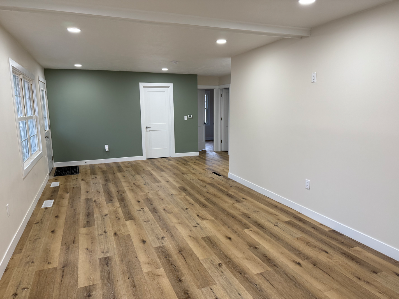 191 Washington St - Photo 2 of 8