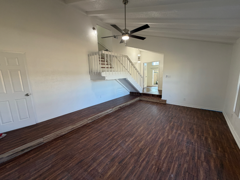 1818 Warwick St - Photo 5 of 16