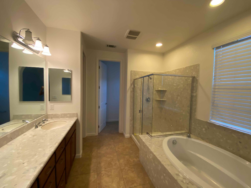 4625 Malayan St - Photo 5 of 18