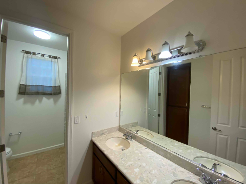 4625 Malayan St - Photo 6 of 18