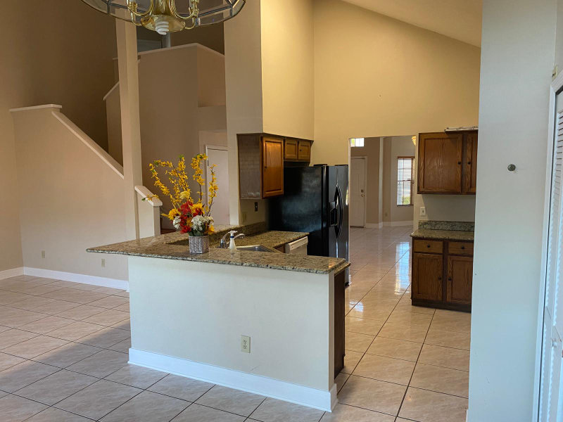 1413 Abberton Dr - Photo 7 of 20