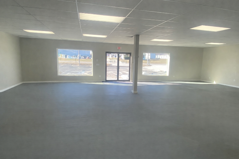 804 N Kingshighway St - Photo 3 of 6