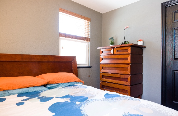 E 4th Ave - Photo 2 of 8