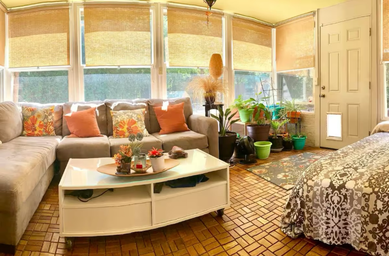 E 4th Ave #4th - Photo 3 of 11