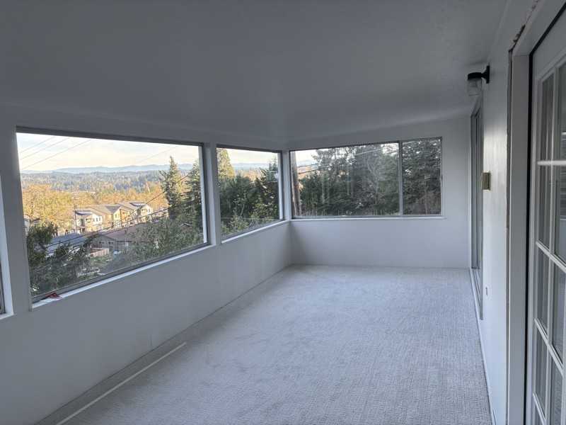 2145 Webb St - Photo 5 of 19