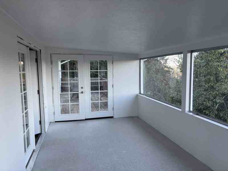 2145 Webb St - Photo 6 of 19