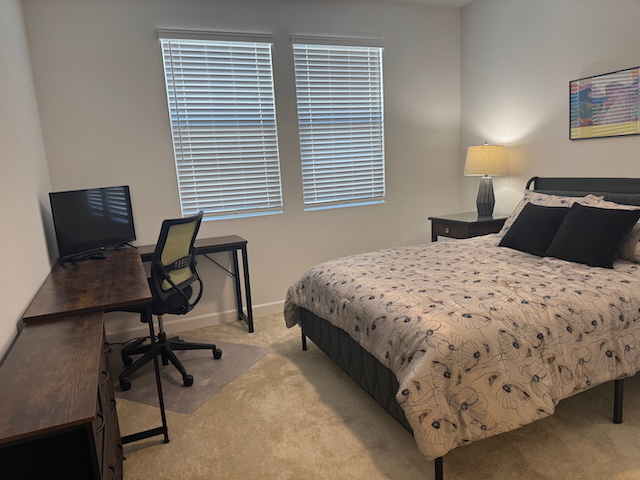 283 Hadley Way - Photo 2 of 9